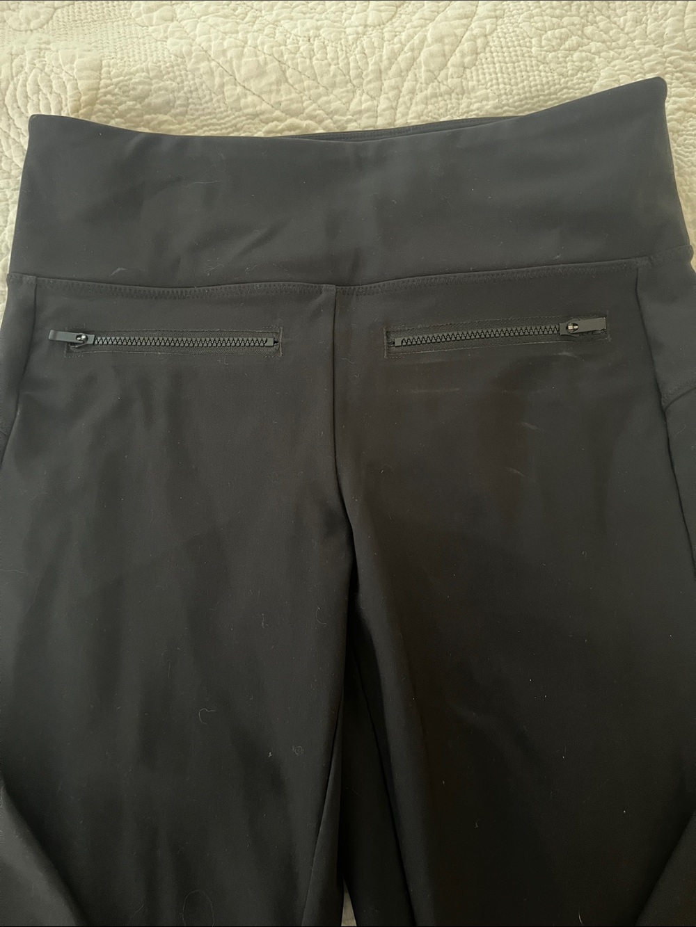Athleta Black Leggings with Zipper Pockets in front S - Picture 3 of 9